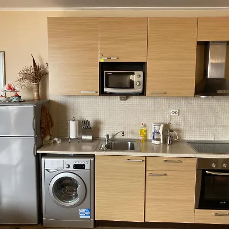 Apartmanhotel First Line At 4*